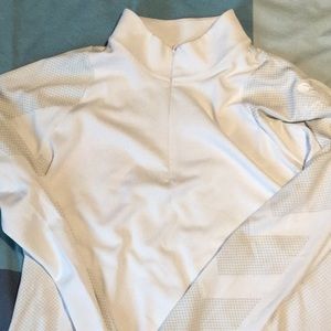 Under Armour 1/4 zip golf tee